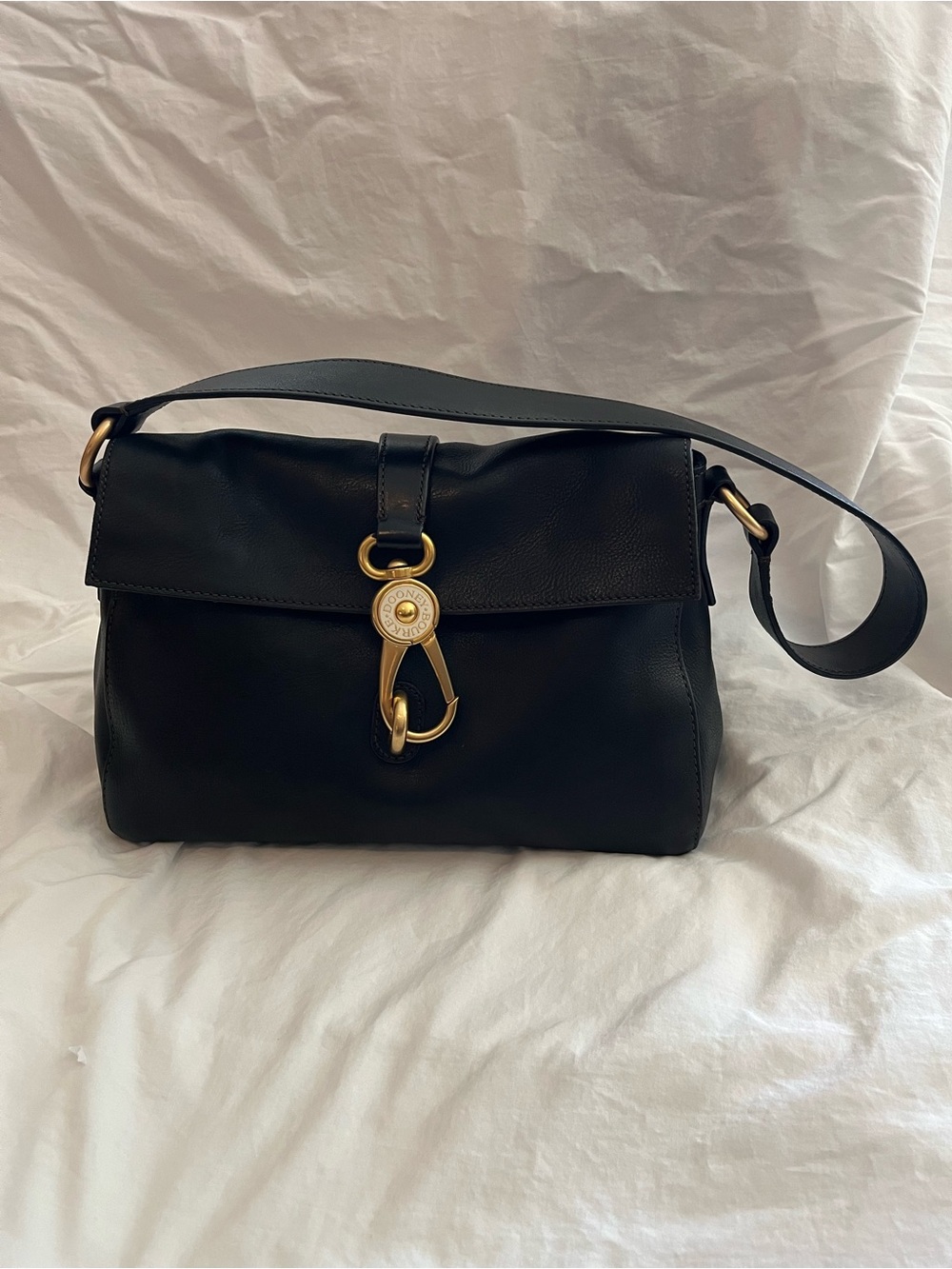 Dooney & Bourke Florentine Libby hobo in the color black with gold hardware